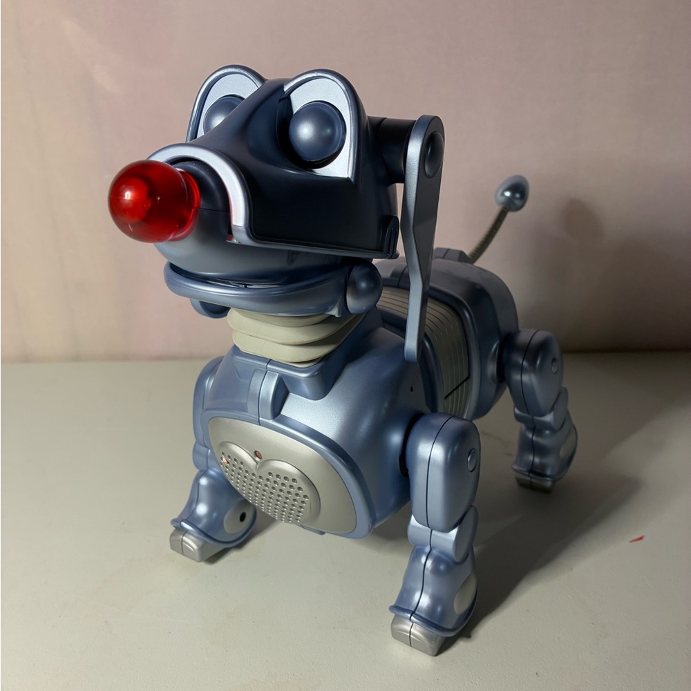 Tomy 2000 Robot Dog - Dog.com - Untested